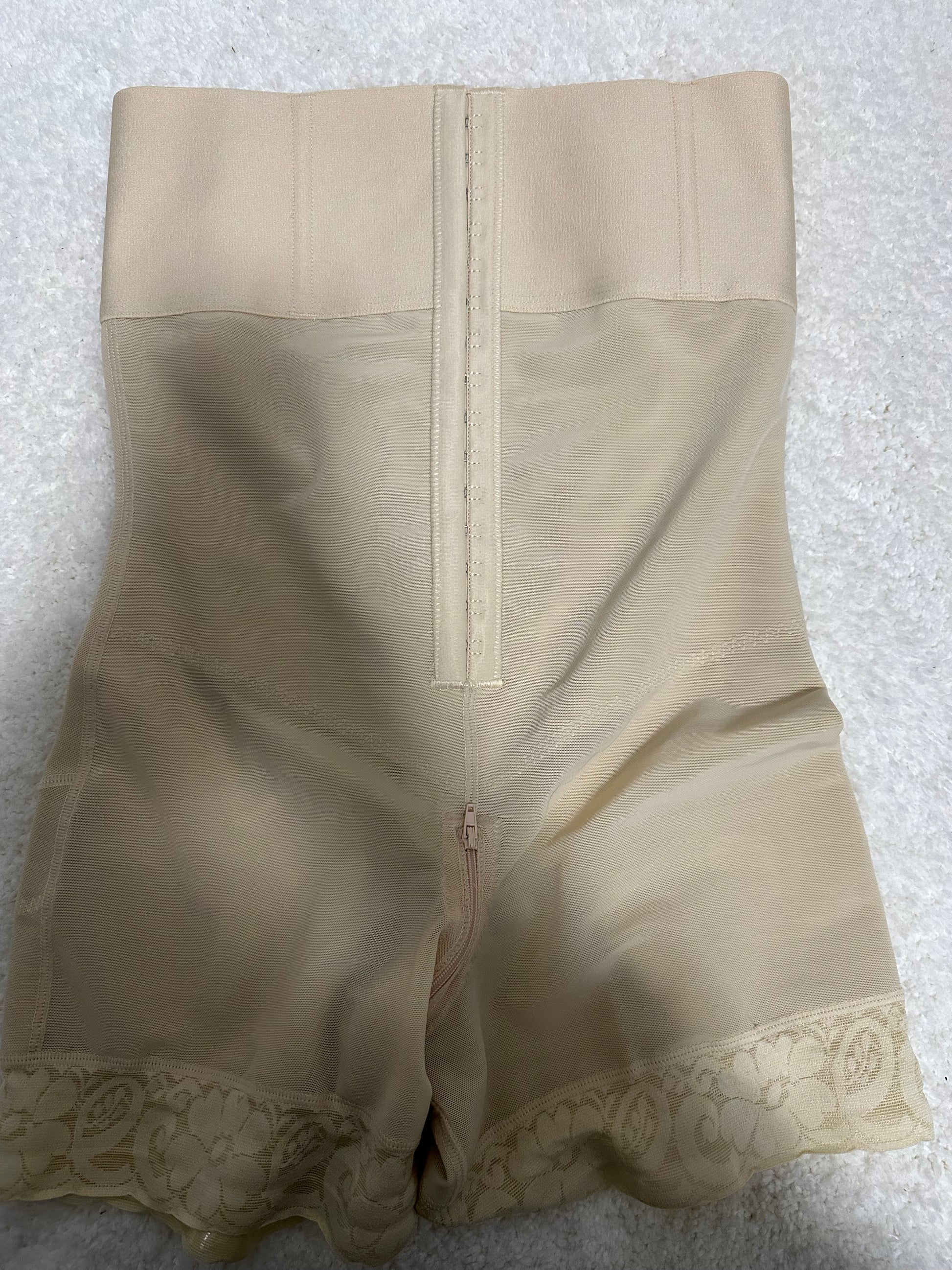 رفع_المؤخره مشد   مشدات للجسم,كورسيه,مشدات,مشدات البطن:الكلمات الرئيسية