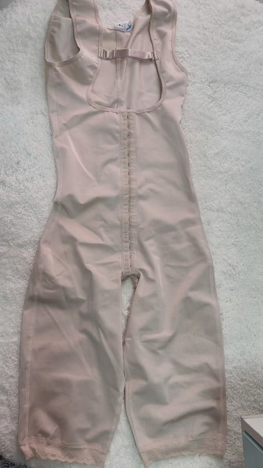 Customized Post Lipo Compression Garment-Warp Knit Medical Shapewear with 4-Row Hooks&Buttock LYCRA®